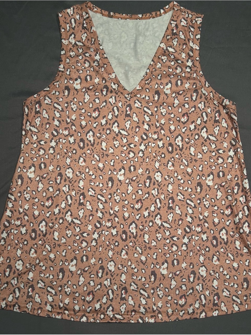 SHEIN Leopard Print V-Neck Sleeveless Tank Top